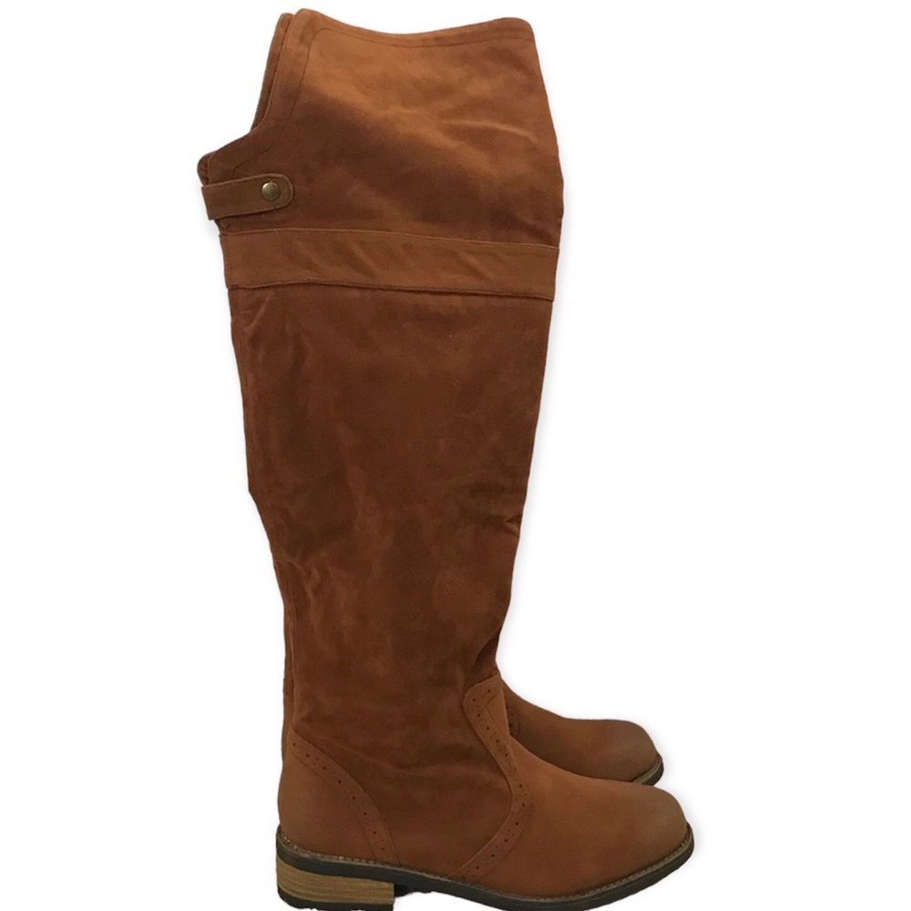 Qupid Rust Brown Vegan Suede Knee High Flat Bottom Boots Size 6 NIB - Picture 2 of 14